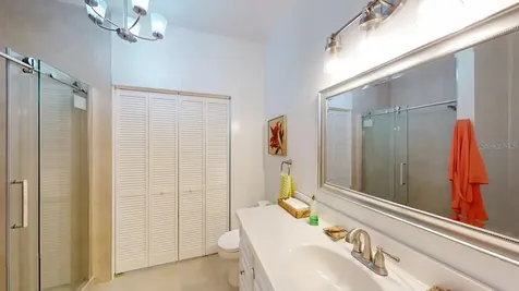2010 S Maple Avenue Sanford FL 32771