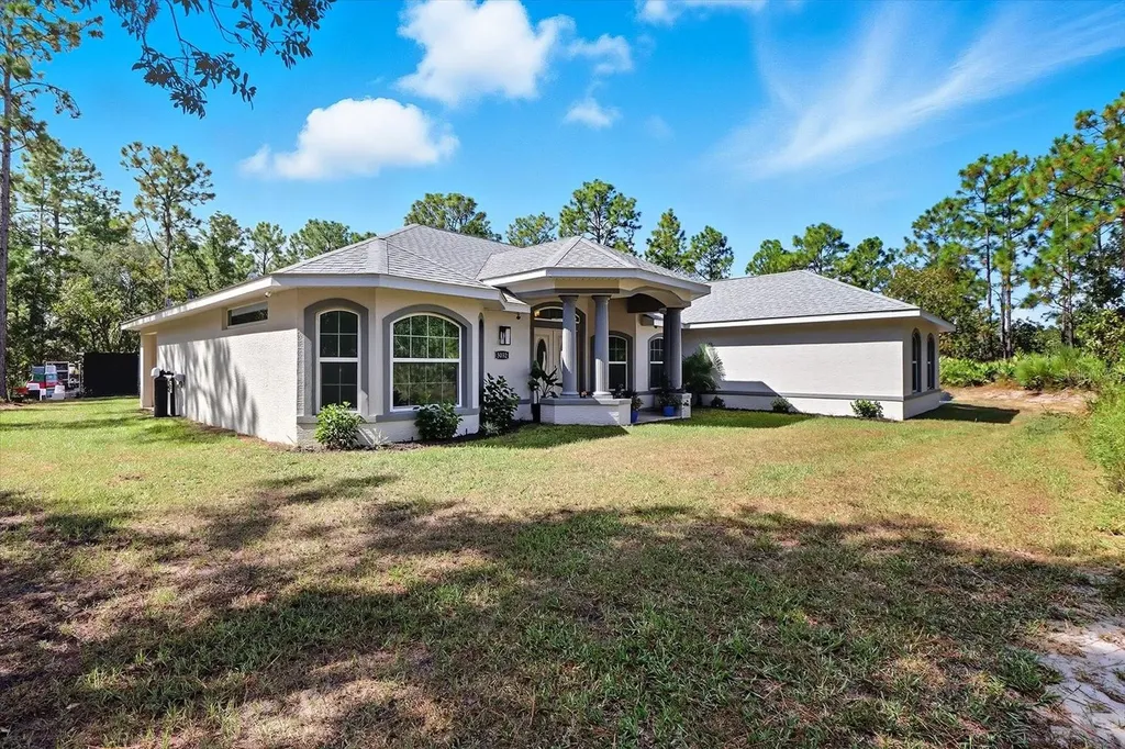 5032 N Crossgate Point Beverly Hills FL 34465