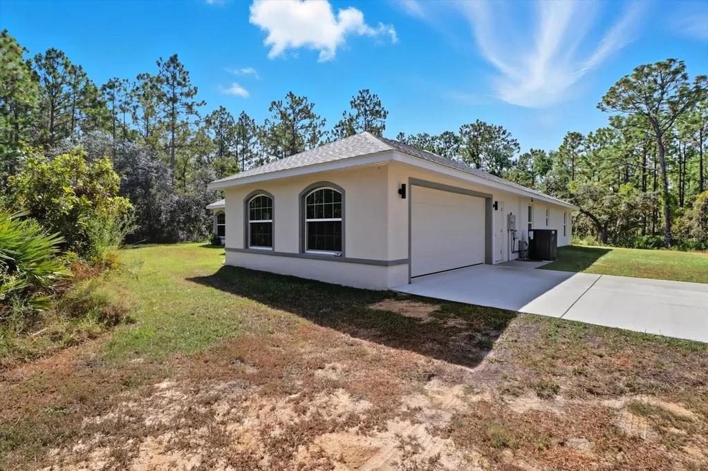 5032 N Crossgate Point Beverly Hills FL 34465