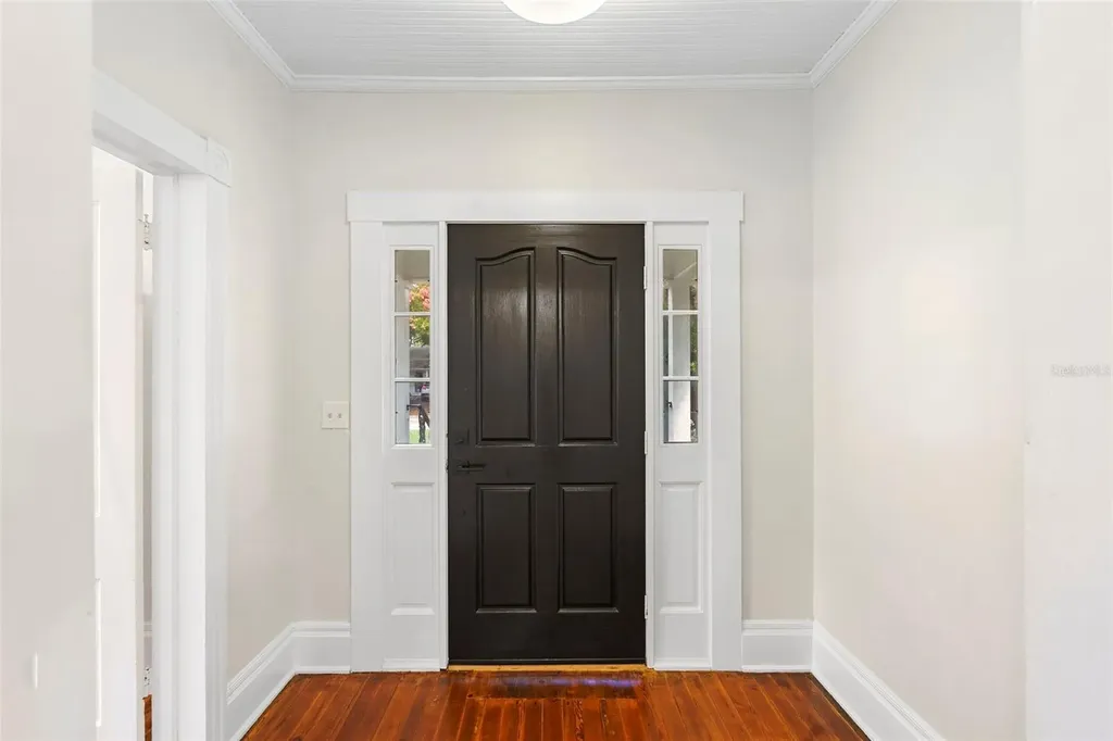 210 W University Avenue Deland FL 32720