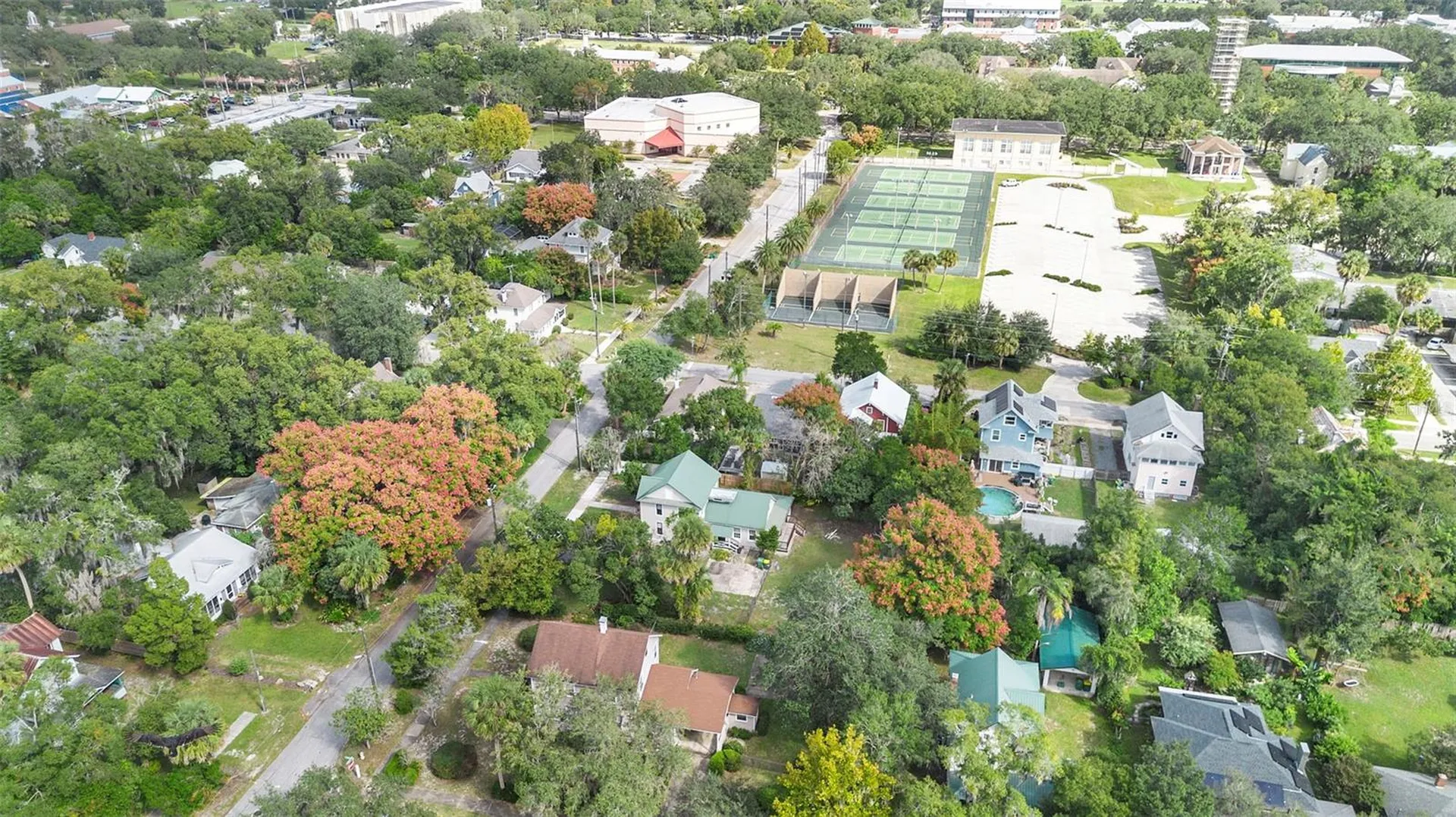 210 W University Avenue Deland FL 32720