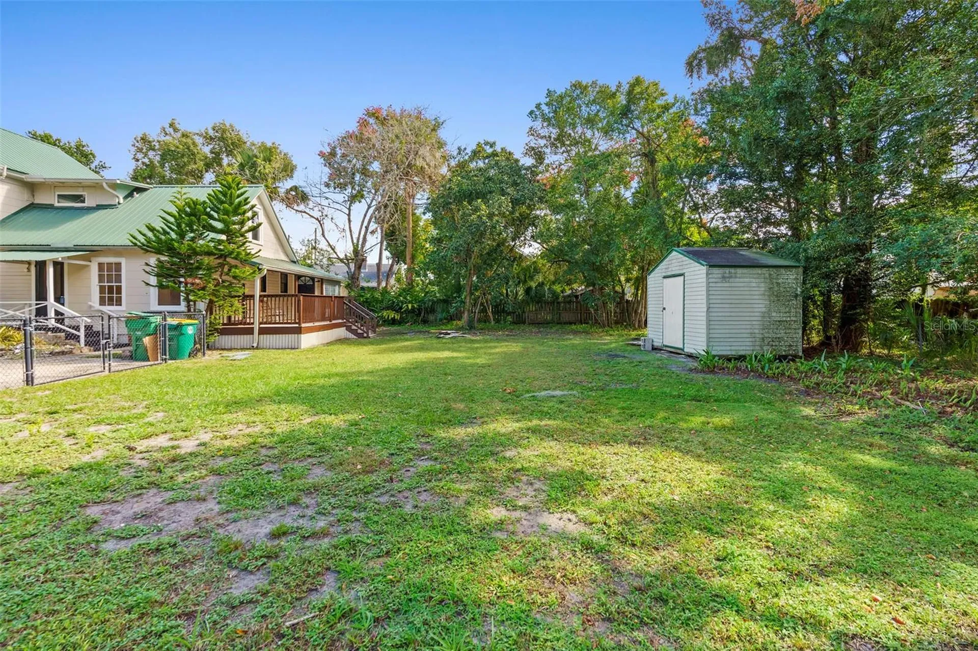 210 W University Avenue Deland FL 32720