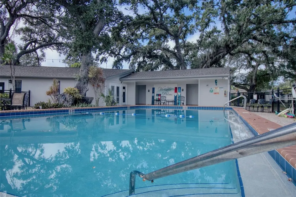 702 Lyndhurst Street Dunedin FL 34698