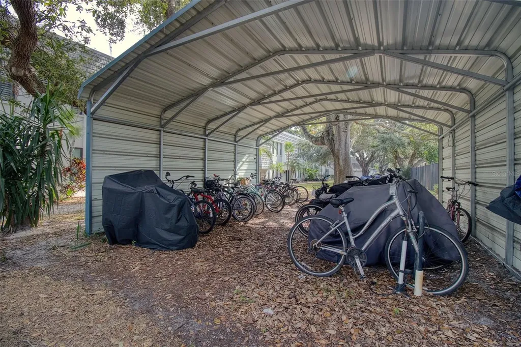 702 Lyndhurst Street Dunedin FL 34698