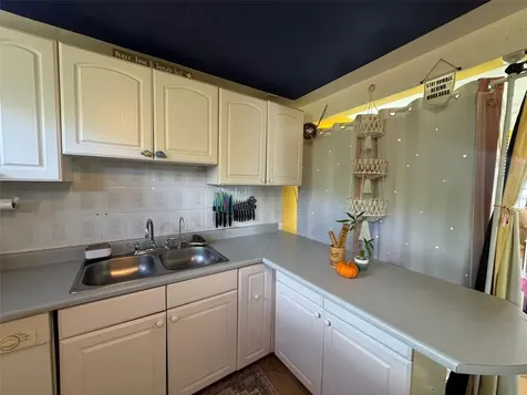 27 William Font Street Culebra PR 00775