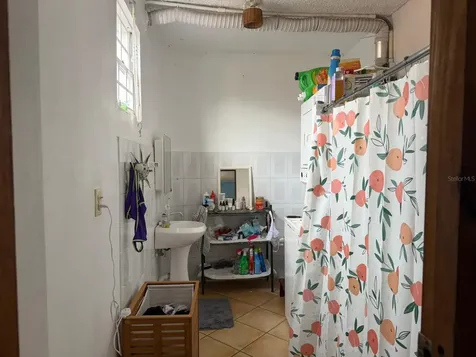 27 William Font Street Culebra PR 00775