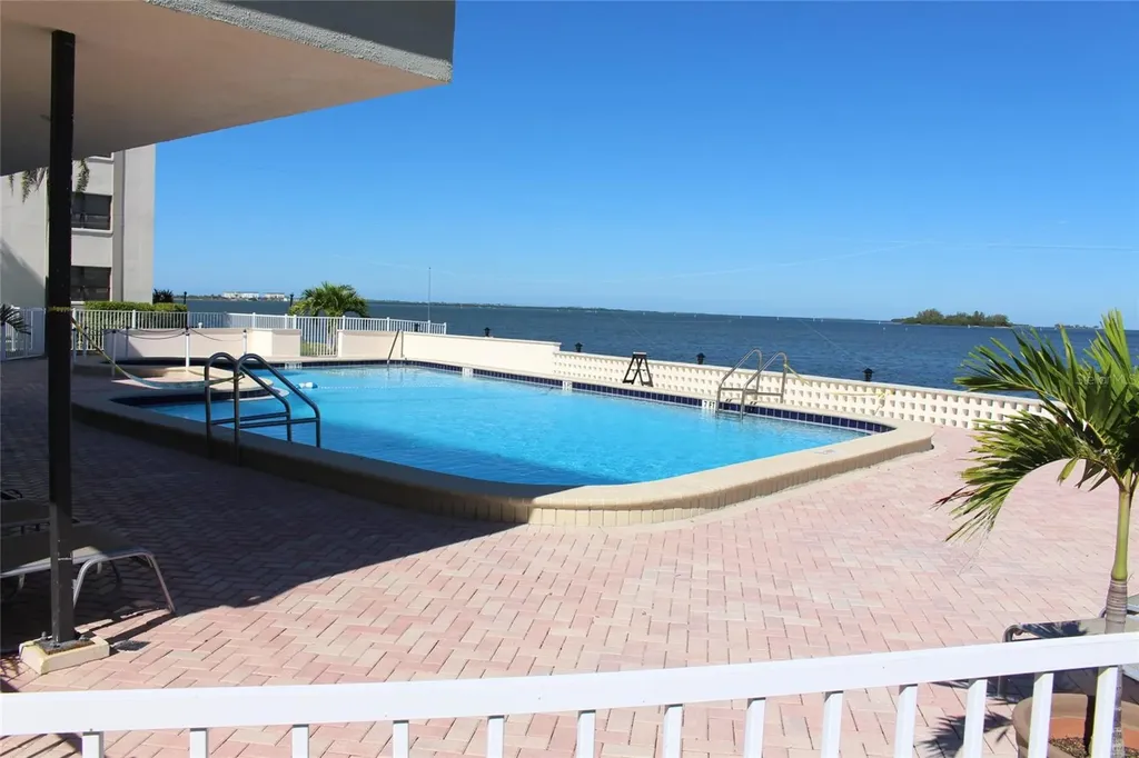 300 Woodette Drive Dunedin FL 34698