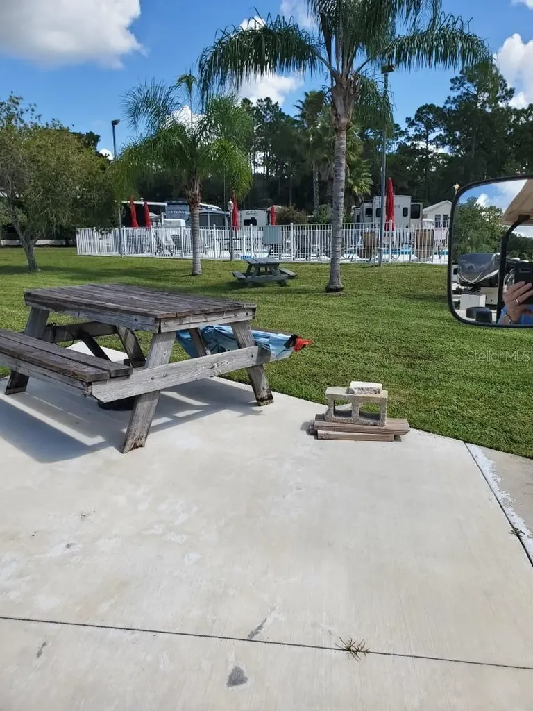 1074 Front Street Welaka FL 32193