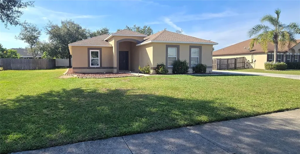 2027 Elmhurst Lane Mascotte FL 34753