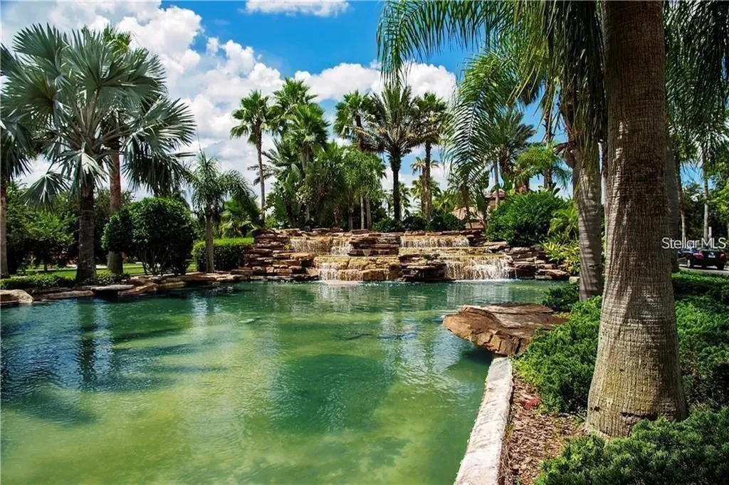 428 Seneca Falls Drive Apollo Beach FL 33572