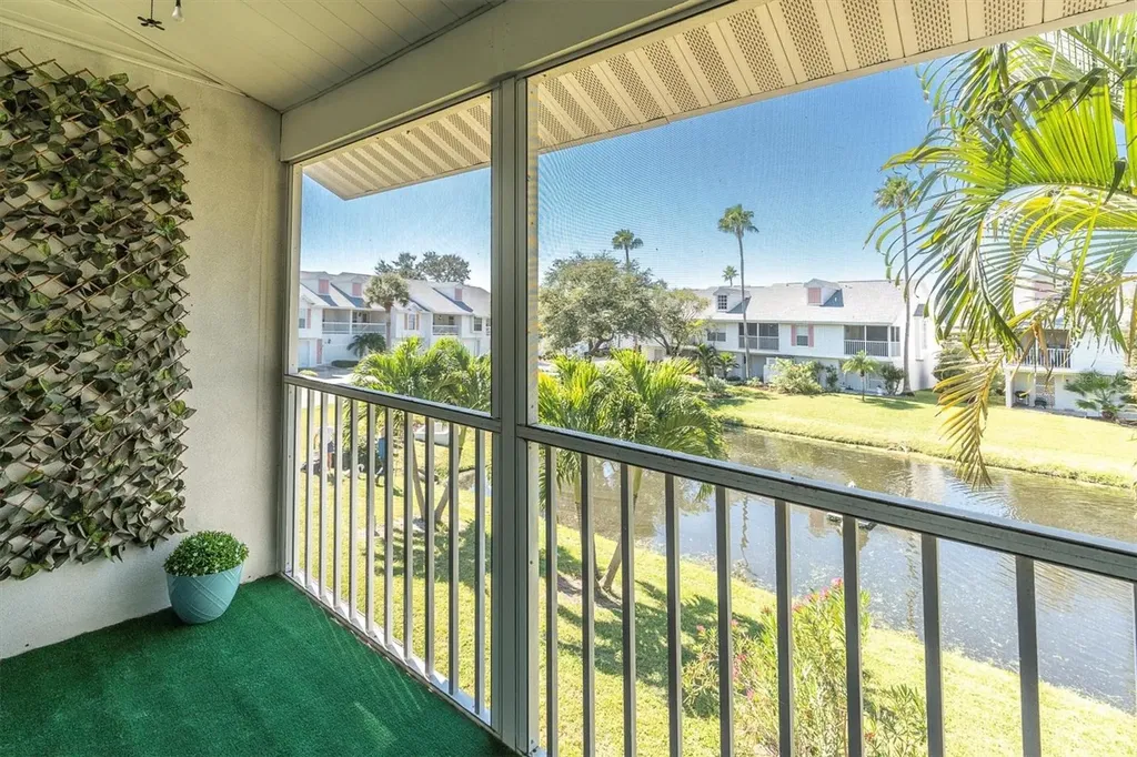 106 Sun Isle Circle Treasure Island FL 33706