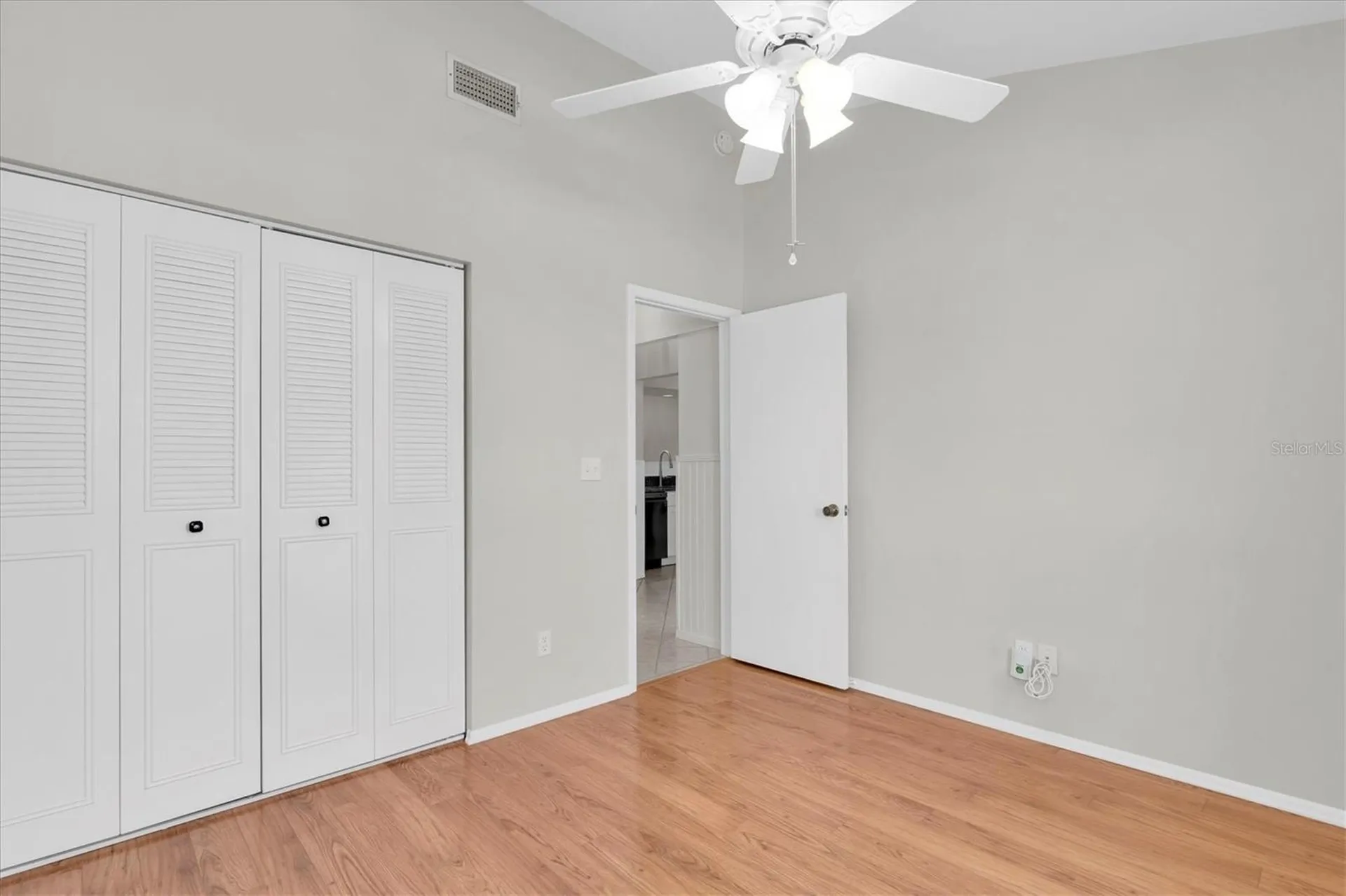 106 Sun Isle Circle Treasure Island FL 33706