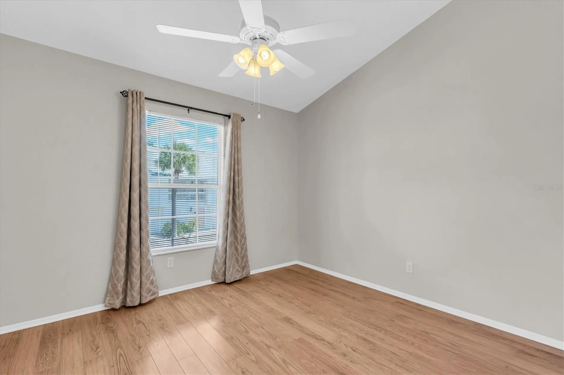 106 Sun Isle Circle Treasure Island FL 33706