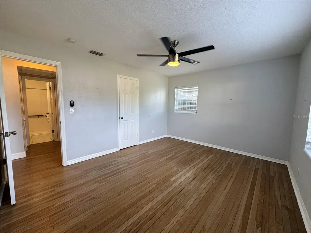 4312 S Clark Avenue Tampa FL 33611