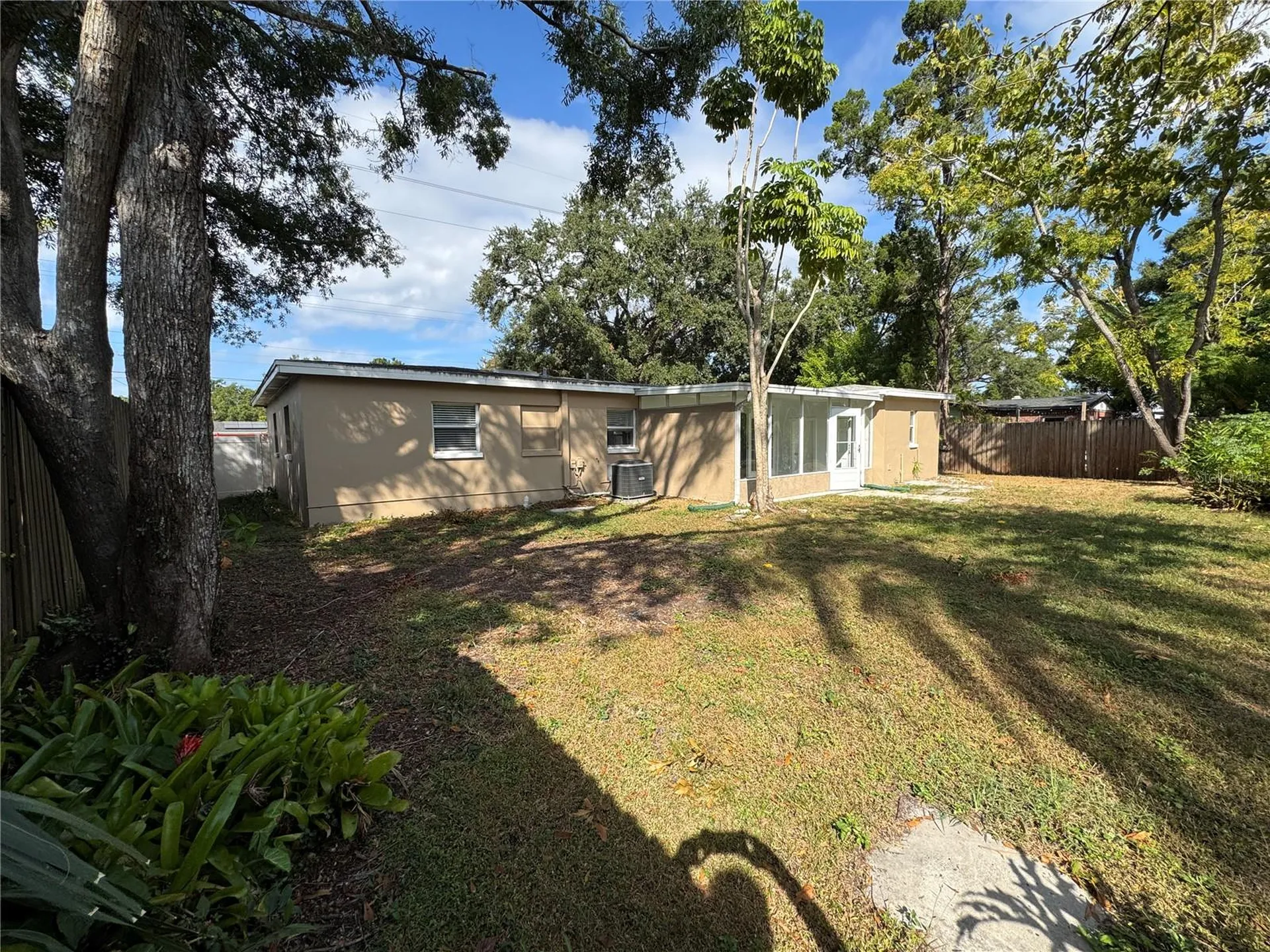 4312 S Clark Avenue Tampa FL 33611
