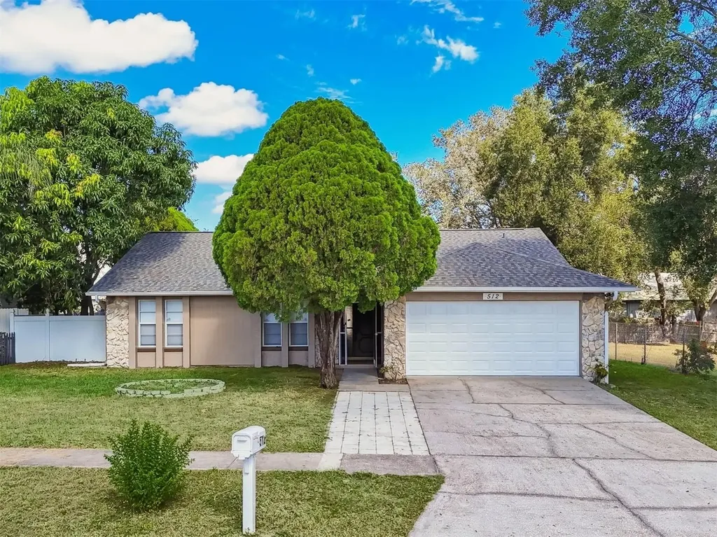 512 Mahogany Drive Seffner FL 33584