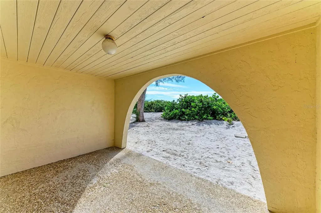 101 73rd Street Holmes Beach FL 34217