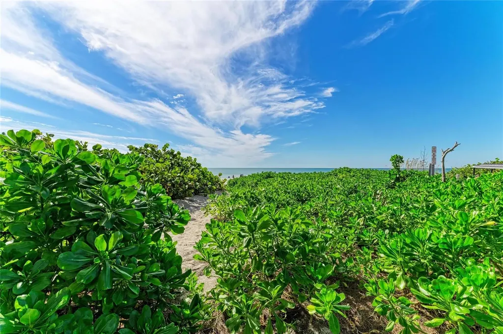 101 73rd Street Holmes Beach FL 34217