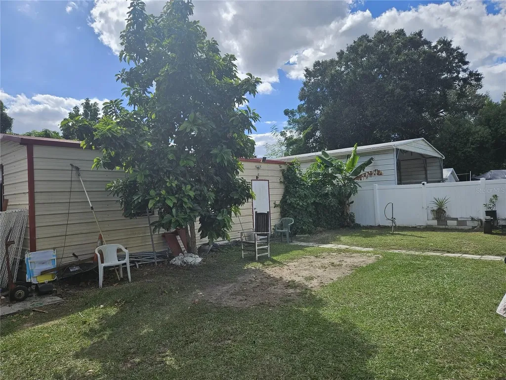 3902 Castell Drive Orlando FL 32810