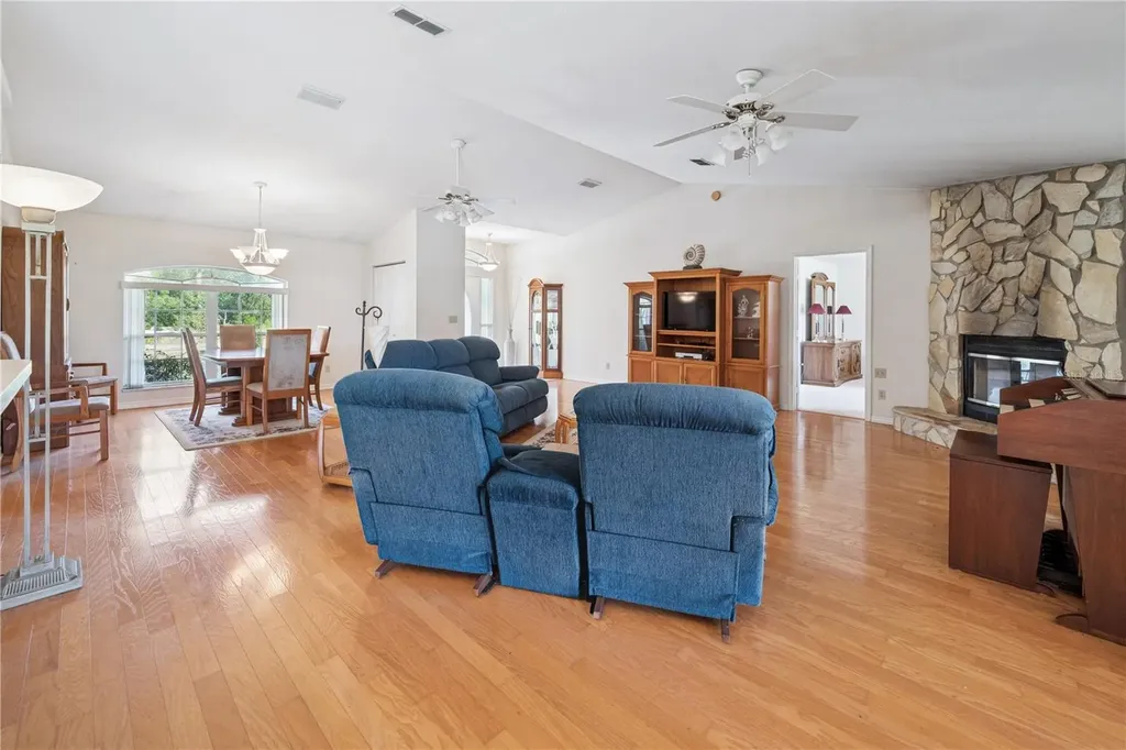 899 NE 10th Circle Williston FL 32696