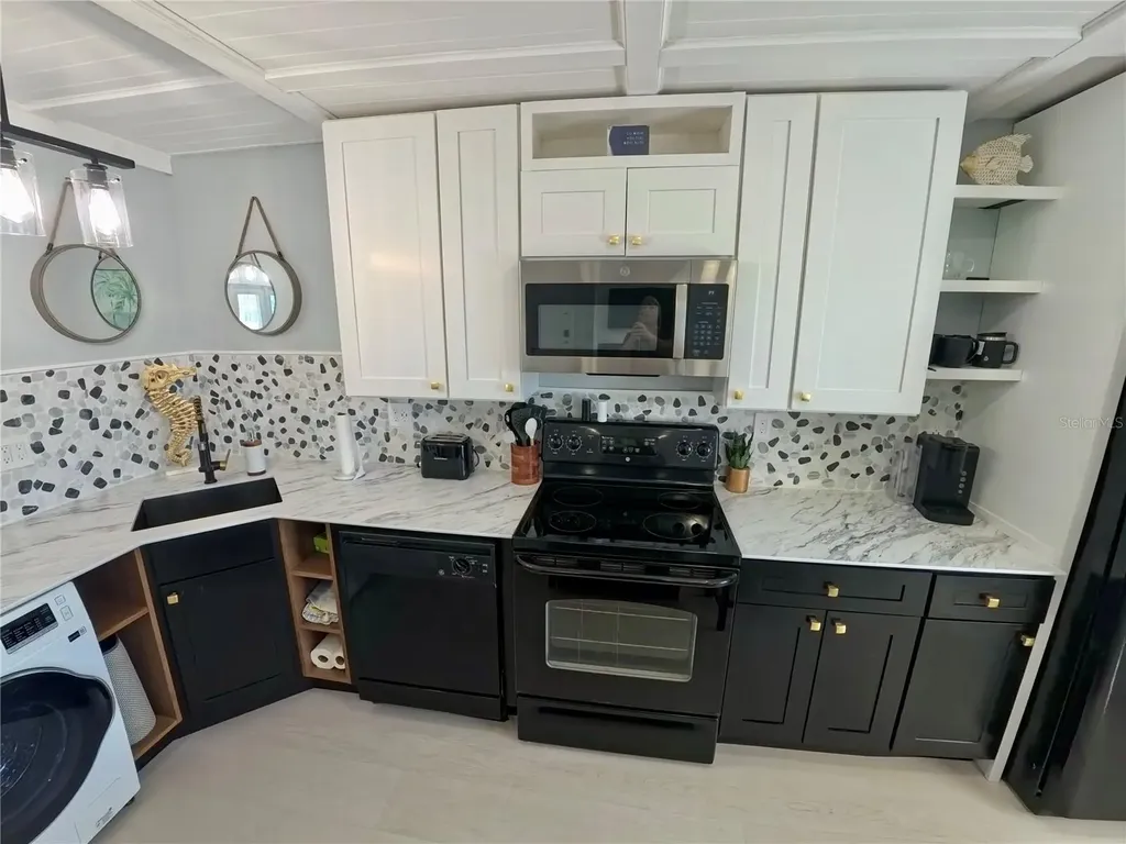 5075 Starfish Drive SE St Petersburg FL 33705