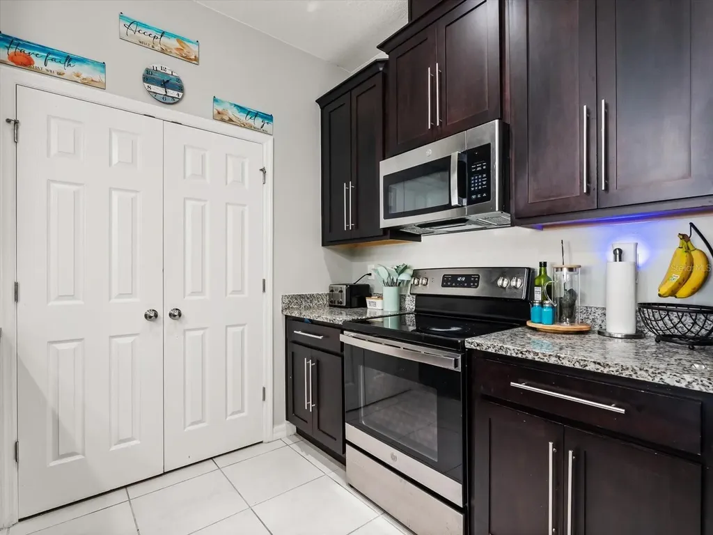 6940 Church Lake Street Groveland FL 34736