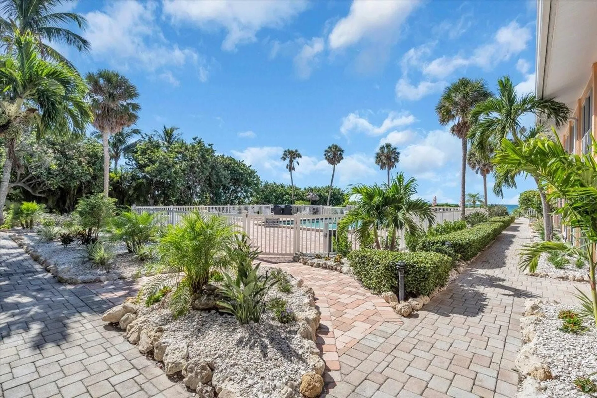 5841 Gulf Of Mexico Drive Longboat Key FL 34228