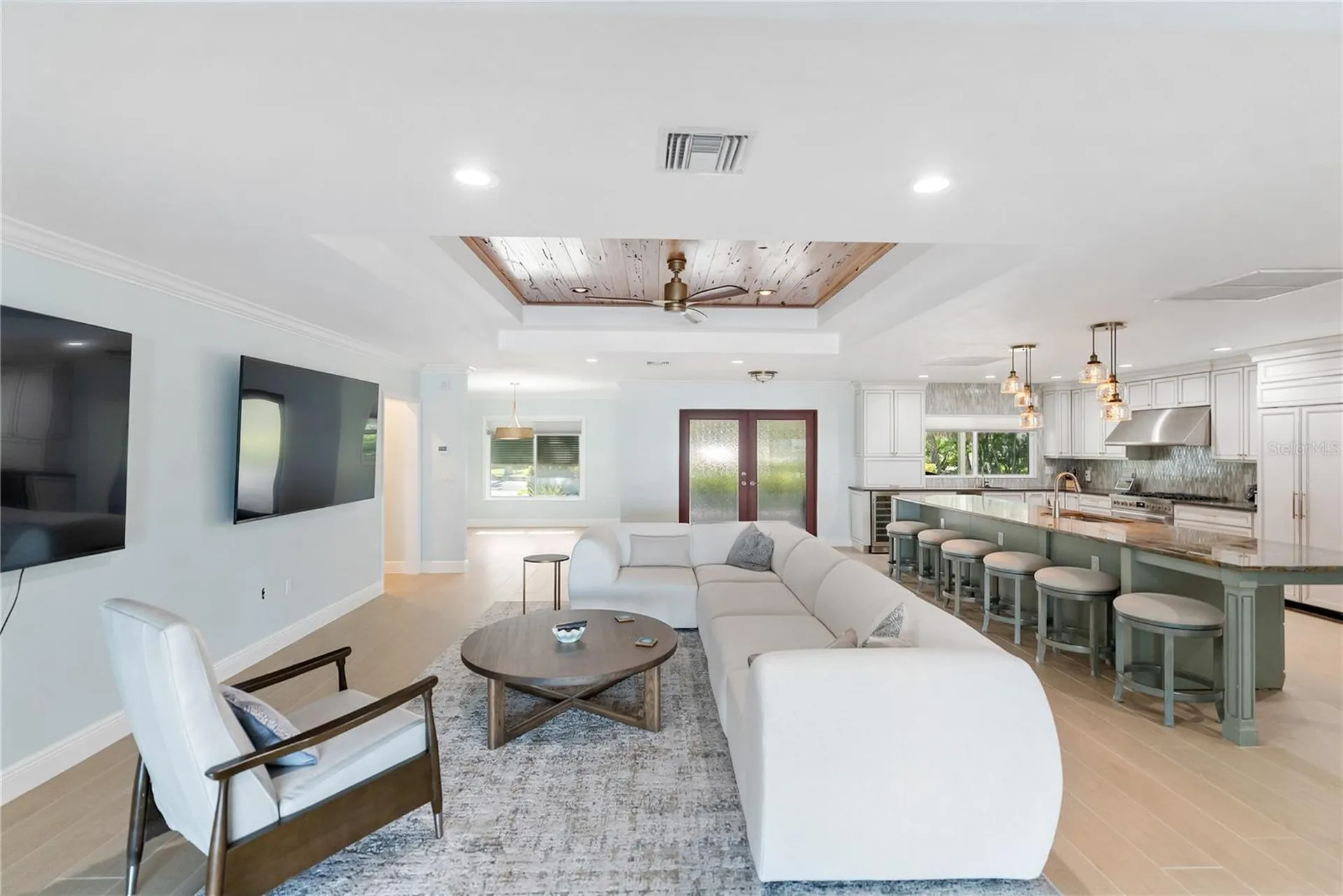 1710 Point Pleasant Avenue W Bradenton FL 34205