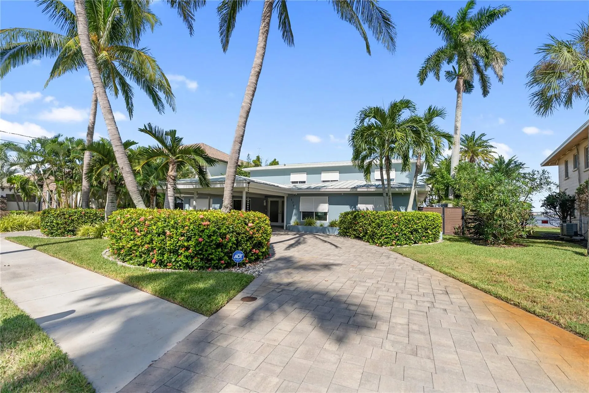 1710 Point Pleasant Avenue W Bradenton FL 34205