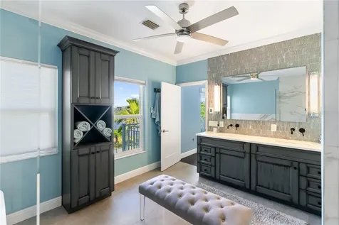 1710 Point Pleasant Avenue W Bradenton FL 34205