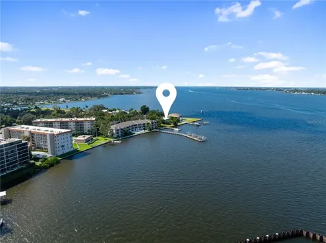 1710 Point Pleasant Avenue W Bradenton FL 34205