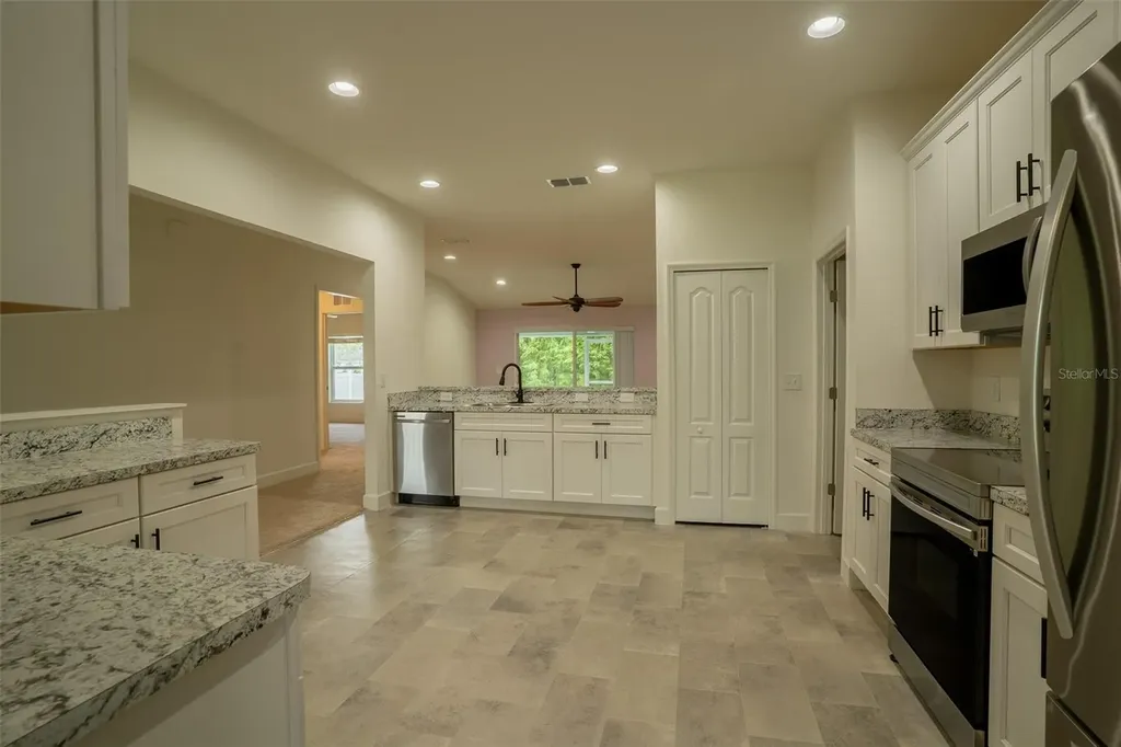 230 Cove At Eagle Lake Circle Eagle Lake FL 33839