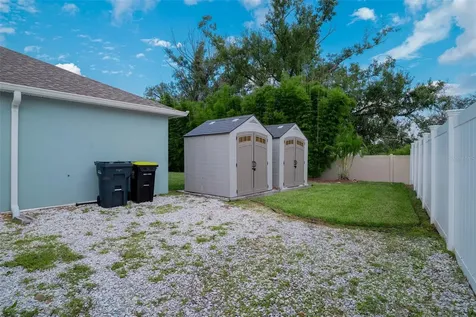 230 Cove At Eagle Lake Circle Eagle Lake FL 33839