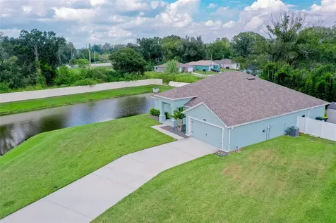 230 Cove At Eagle Lake Circle Eagle Lake FL 33839