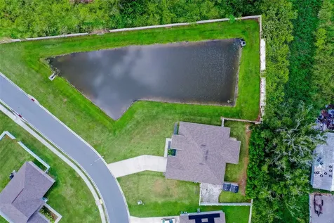 230 Cove At Eagle Lake Circle Eagle Lake FL 33839