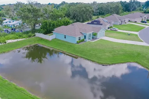 230 Cove At Eagle Lake Circle Eagle Lake FL 33839