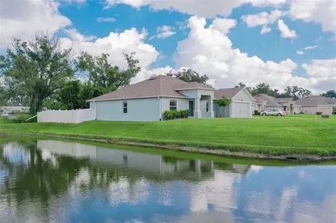 230 Cove At Eagle Lake Circle Eagle Lake FL 33839