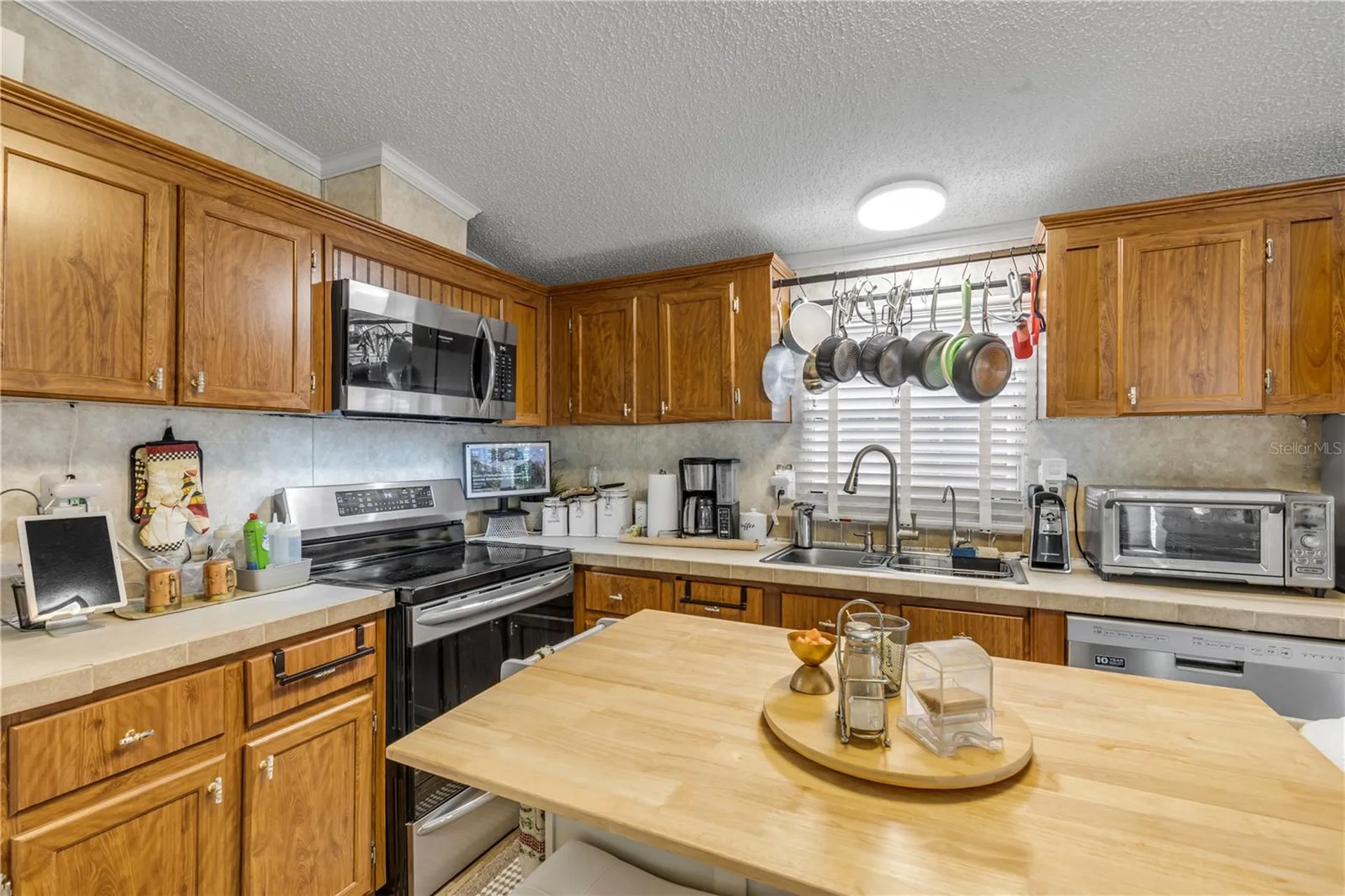 2201 S Ridgewood Avenue Edgewater FL 32141