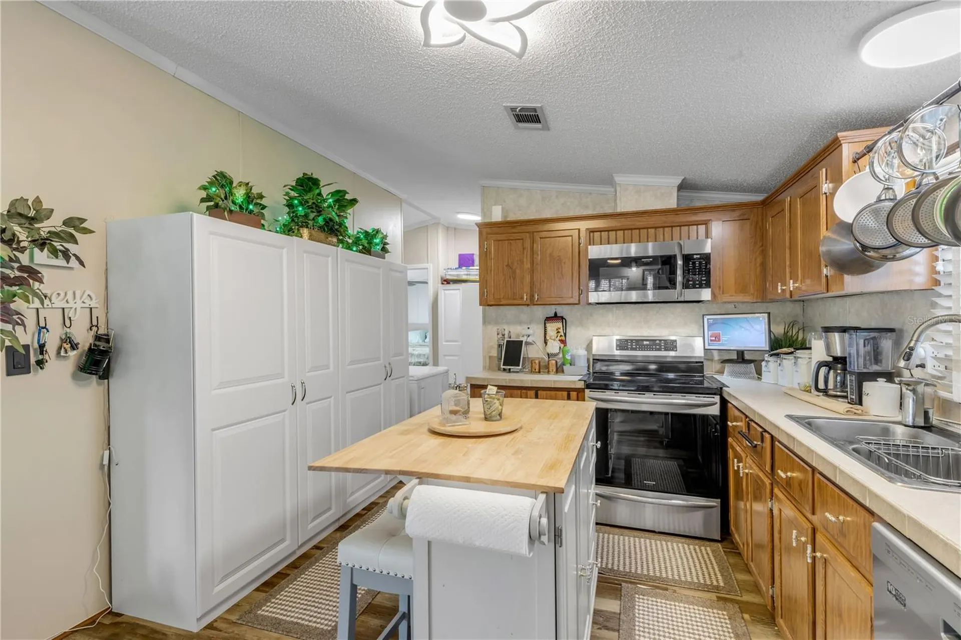 2201 S Ridgewood Avenue Edgewater FL 32141