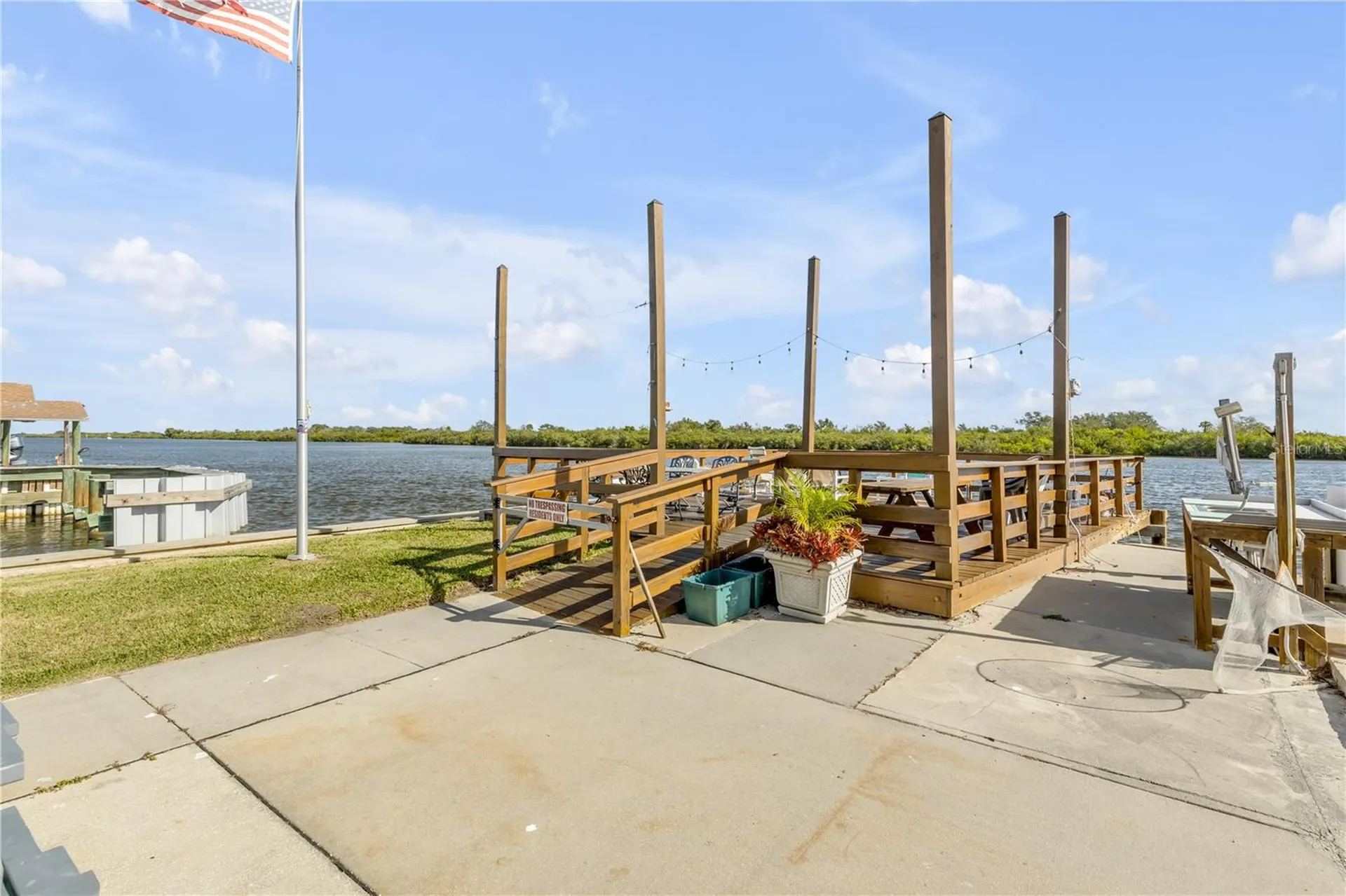 2201 S Ridgewood Avenue Edgewater FL 32141