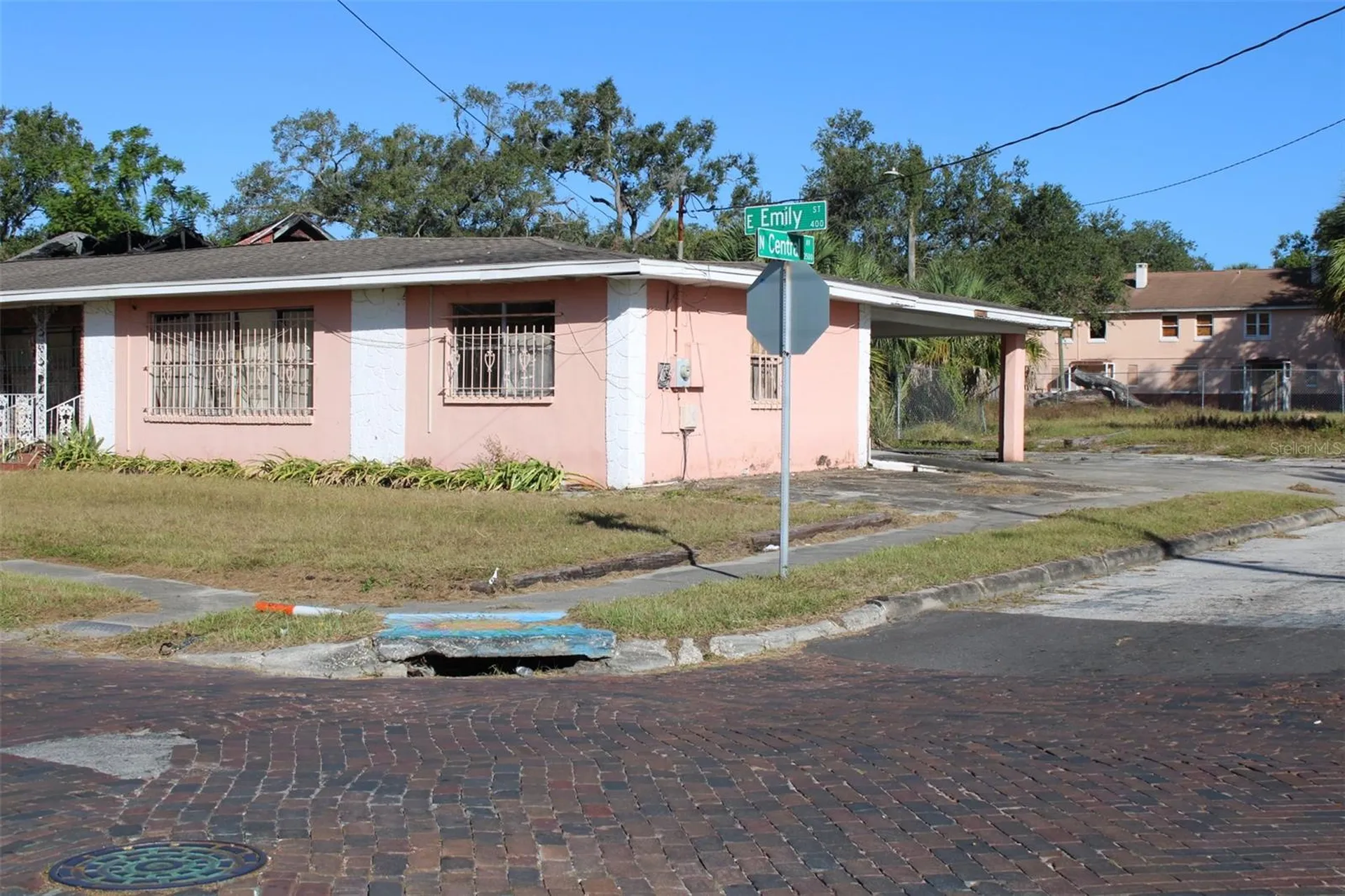 414 - 418 E Emily Street Tampa FL 33603
