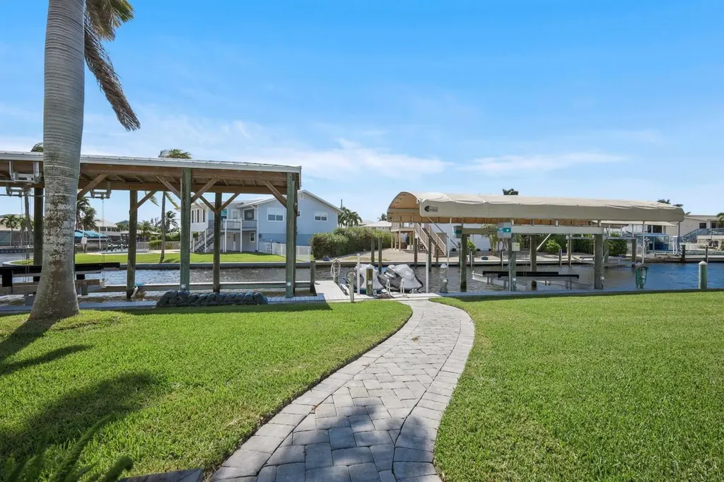 5596 Avenida Pescadora Fort Myers Beach FL 33931