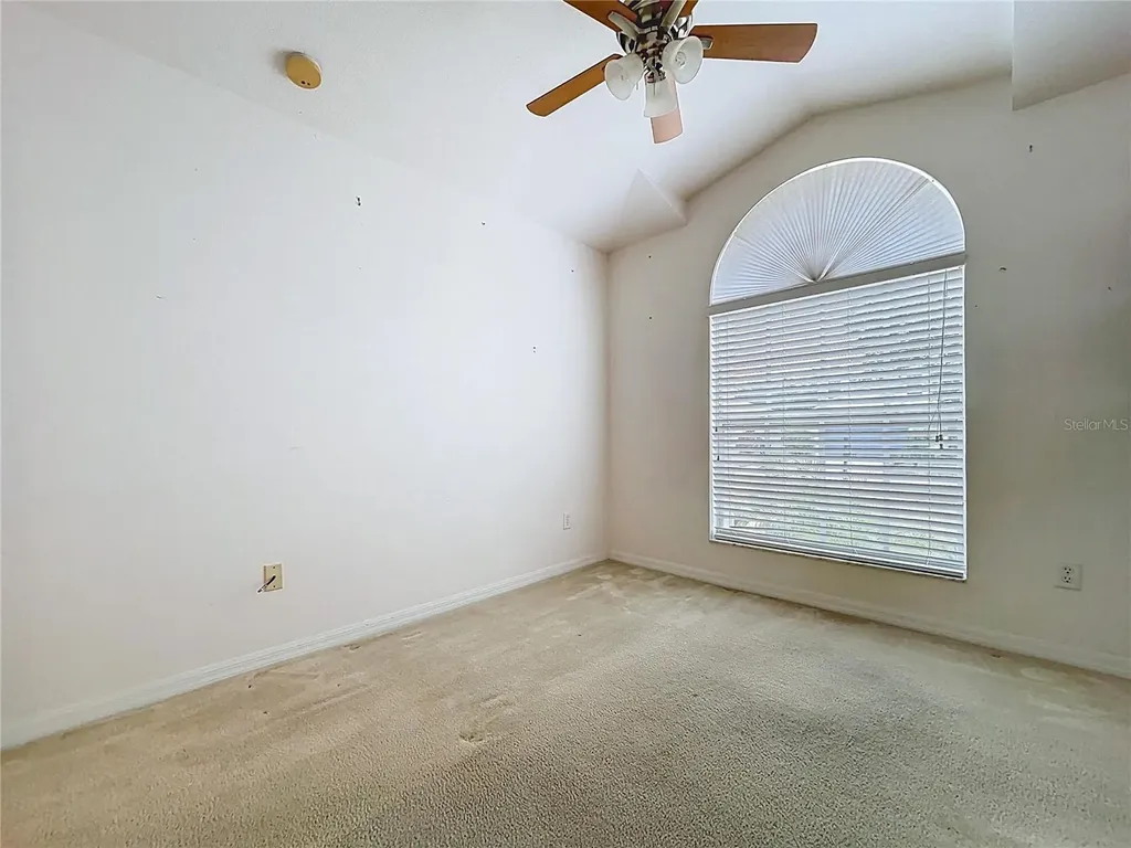 8527 Carriage Pointe Drive Gibsonton FL 33534