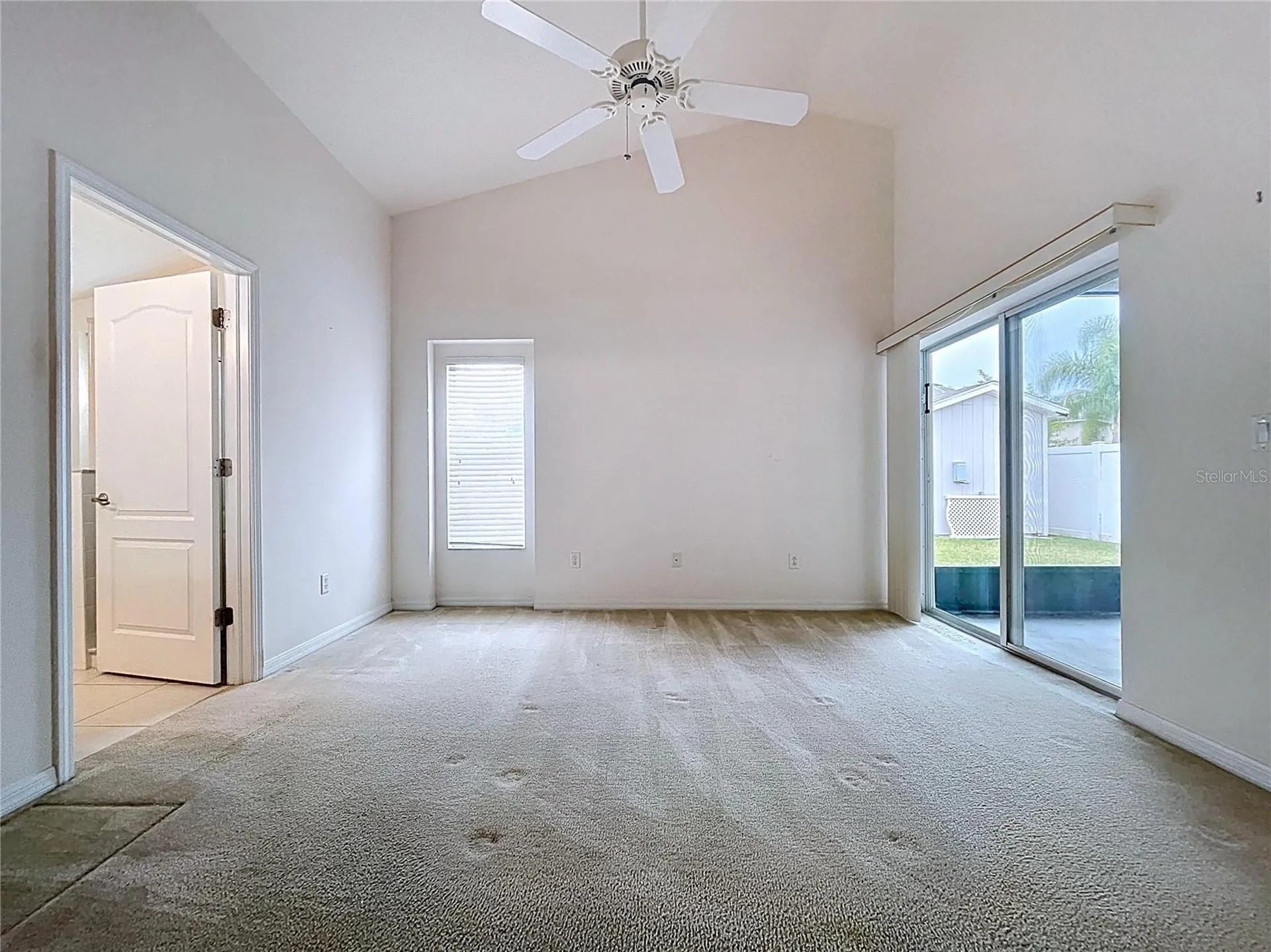 8527 Carriage Pointe Drive Gibsonton FL 33534