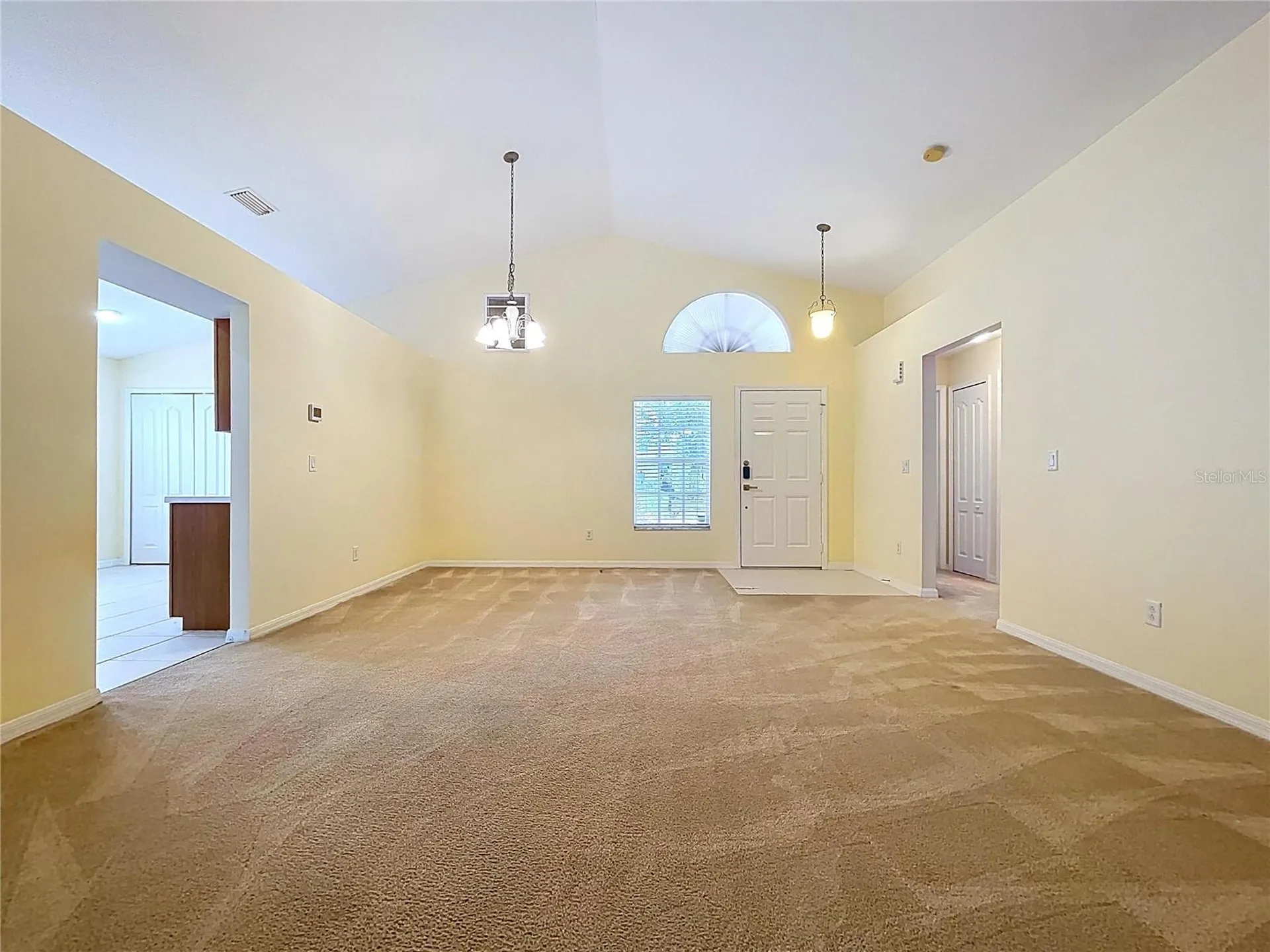 8527 Carriage Pointe Drive Gibsonton FL 33534