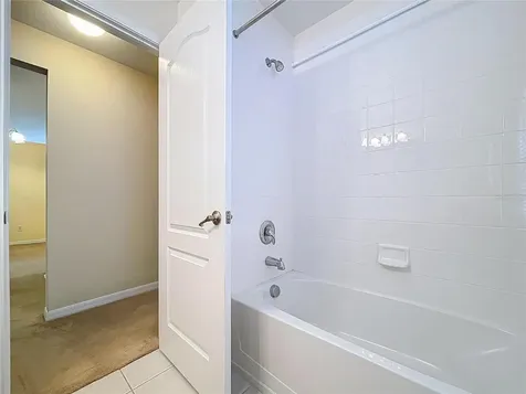 8527 Carriage Pointe Drive Gibsonton FL 33534