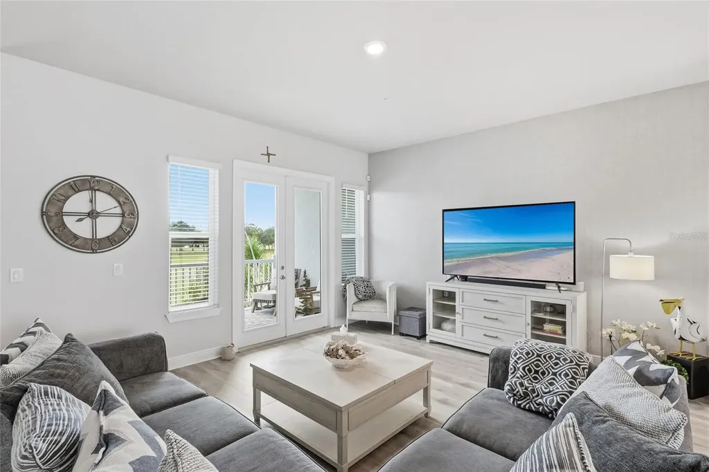 389 Gowdy Road Sarasota FL 34237