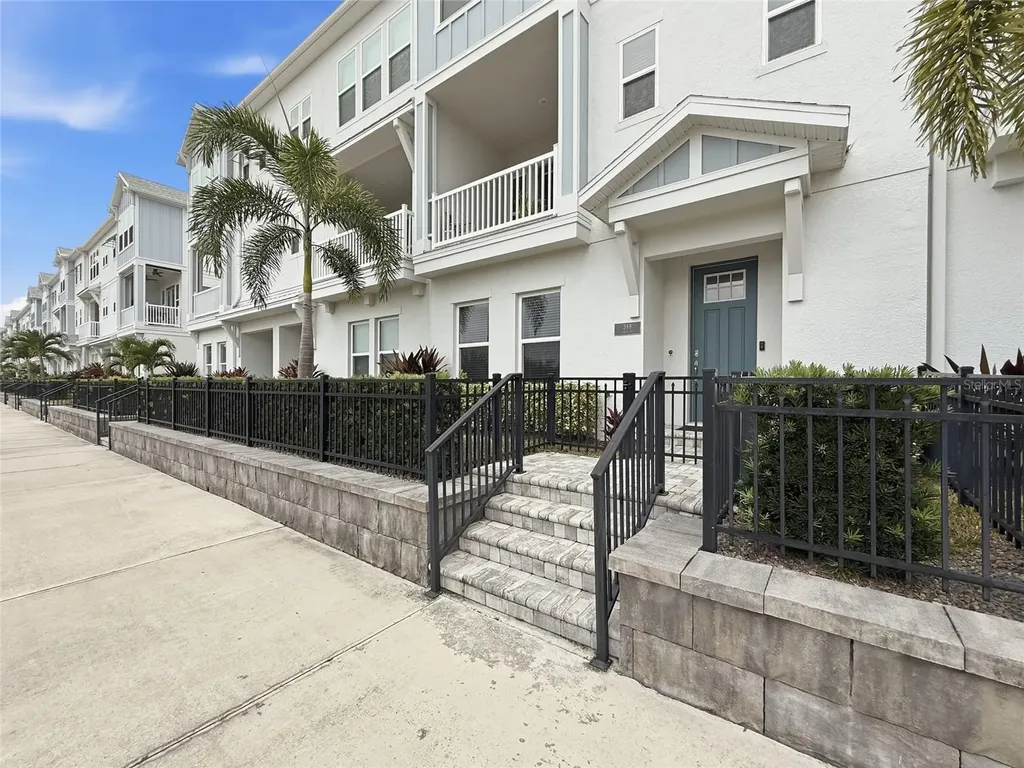 389 Gowdy Road Sarasota FL 34237