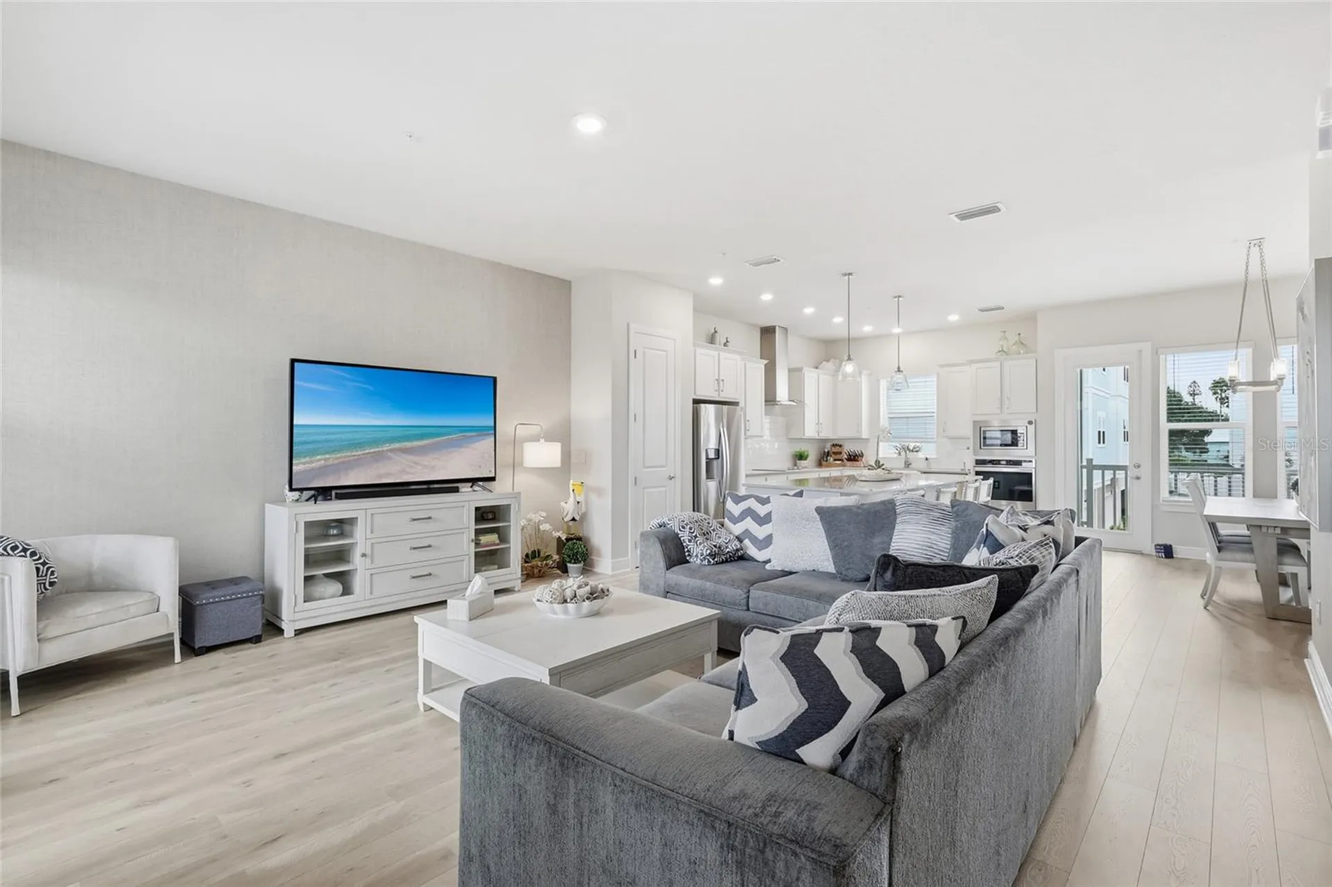 389 Gowdy Road Sarasota FL 34237