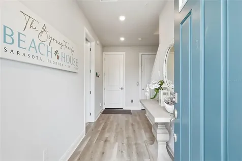 389 Gowdy Road Sarasota FL 34237